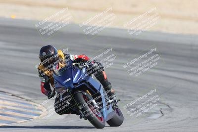 media/Sep-20-2025-Race Pace (Sat) [[d4e1b33f4d]]/Non Verified/Turn 10 (10am)/